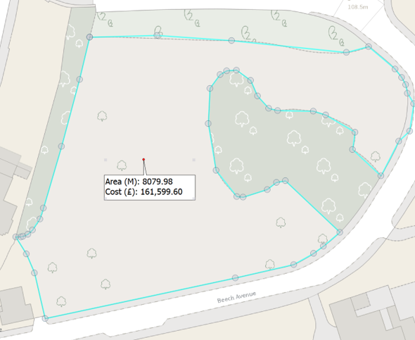 Image of a non-snapped and traced polygon